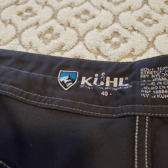 ⬇️ Kuhl shorts with knit side panels - Picture 7 of 11